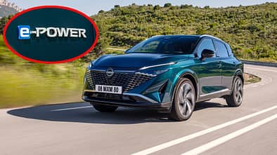 Nissan Qashqai Facelift eingeklinkt E-Power-Schriftzug Badge Logo