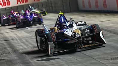 Formel E 2024/2025 - London Rennen 1 - Nick Cassidy - Jaguar Formel E 2024/2025 - London Rennen 1 - Nick Cassidy - Jaguar