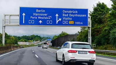 Mercedes C-Klasse T-Modell auf der Autobahn A2 Richtung Berlin