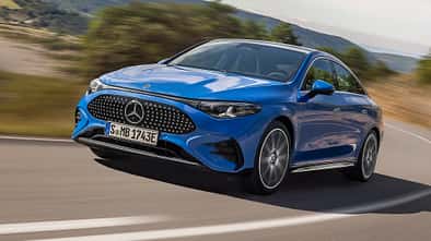 Der neue Mercedes-Benz CLA: großartig, mühelos, intuitiv und flexibel

The all-new Mercedes-Benz CLA: gorgeous, effortless, intuitive, and flexible.