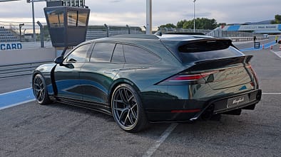 Genesis G90 Wingback Concept Kombi