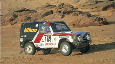 12/2025 Mitsubishi Pajero Dakar 1985 Restaurierung