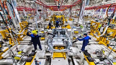 In der Region Moskau startet die Produktion für den lokalen Markt: Mercedes-Benz Cars eröffnet Pkw-Werk in RusslandProduction for the local market starts in the Moscow region: Opening of Mercedes-Benz Cars passenger car plant in Russia