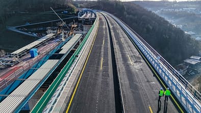 Rahmedetalbrücke Markierungen