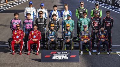 Formel-1-Piloten 2025 - Gruppenbild - GP Abu Dhabi 2025