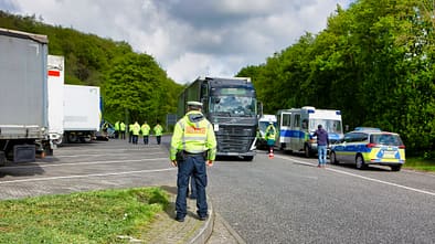 Lkw Kontrolle Autobahn Polizei