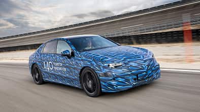 Mercedes C-Klasse EQ