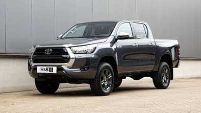 Der Toyota Hilux mit H&R Höherlegungsfedern 