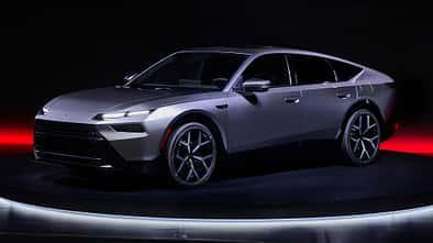 Honda Hybrid Sedan Prototype