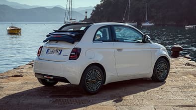 Fiat 500 Hybrid Dolcevita Sondermodell Cabrio