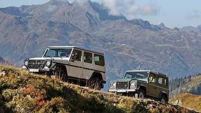 Land Rover Defender 90 TD4 und Mercedes-Benz G 280 CDI Edition Pur in den Alpen unterwegs