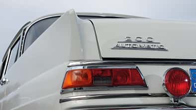 Mercedes-Benz 200 (Typ W 110)