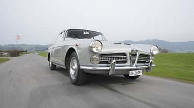 Alfa Romeo 2000 S Vignale-Coupé (1958), Vorderansicht, Stoßstange