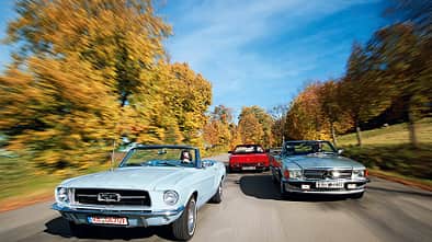 Ferrari Mondial T Cabrio, Mercedes 500 SL, Ford Mustang Convertible