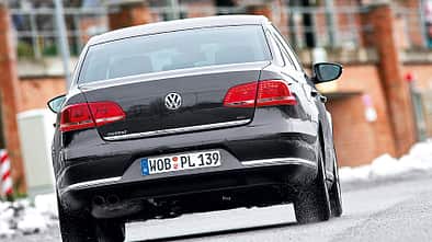 0111, ams 02/2011, VW Passat 1.8 TSI Limousine