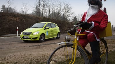 02/11 Mercedes F-Cell World Drive. 3.Etappe Paris - Lyon, Mercedes B-Klasse, Brennstoffzelle