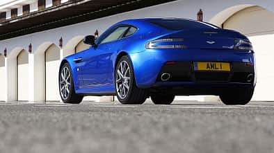 Aston Martin V8 Vantage S