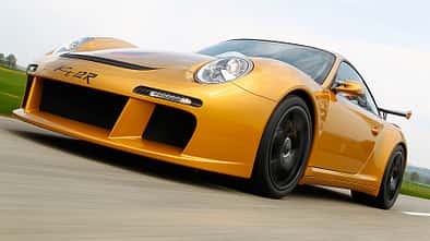 Ruf RT 12 R, Frontansicht unten, Fahrt