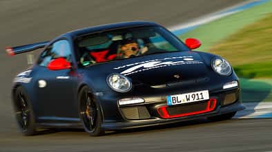 Wendland-Porsche 997 GT3 WRS 510, Fronansicht, Kurvenfahrt, Abendlich