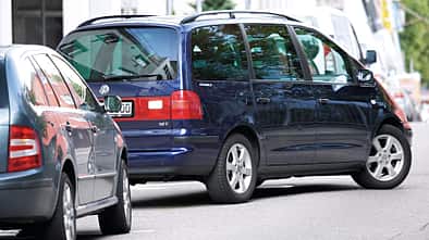 VW Sharan, Einparken