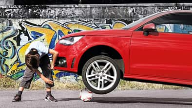 Auto, Ball