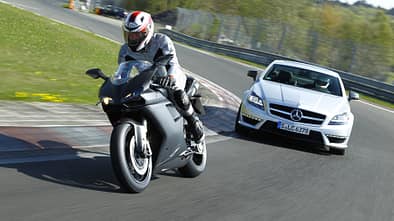 Mercedes CLS 63 AMG Performance Package, Ducati 848 EVO