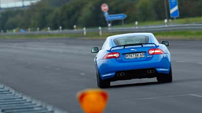 Jaguar XKR-S
