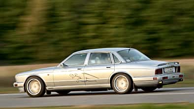Jaguar XJ 40 Stealth 340 Biturbo, Seitenansicht