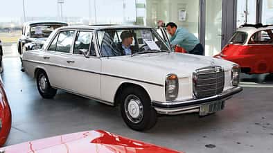 Mercedes 200/8