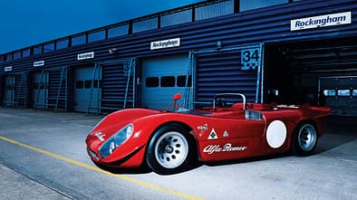 Alfa Romeo T33/3, Seitenansicht, Boxengasse