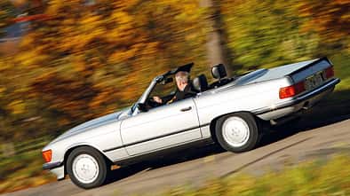 Mercedes R_107, Seitenansicht