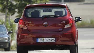 Hyundai i20 Blue 1.1 CRDi Trend, Heckansicht