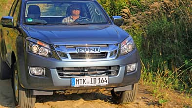 Isuzu D-Max Space Cab 2012 Test 	 