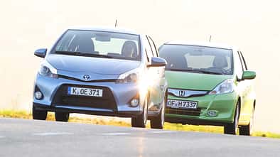 Honda Jazz 1.3 DSi i-VTEC IMA Exclusive, Toyota Yaris 1.5 VVT-i Hybrid Life, Frontansicht