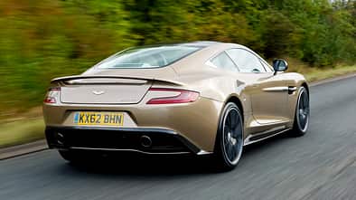 Aston Martin Vanquish, Heckansicht