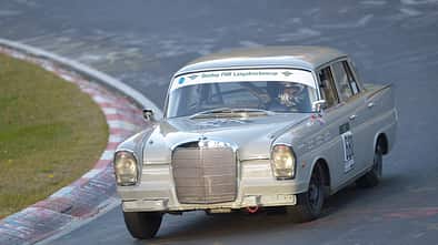 Mercedes 220 SE, Frontansicht