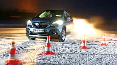 Opel Mokka 1.4 Turbo 4X4, Frontansicht, Testaufbau
