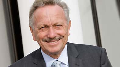Dr. Joachim Schmidt