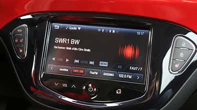 Opel, Adam, Radio