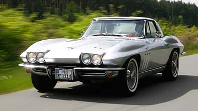 Chevrolet Corvette Sting Ray Convertible (1963)