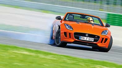 Jaguar F-Type V6 S, Driften, Kuvenfahrt