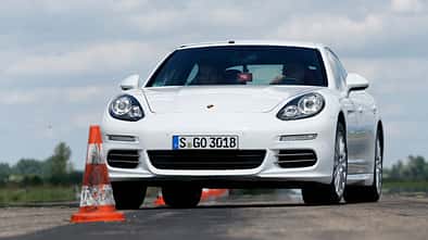 Porsche Panamera 4S