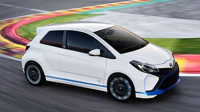 08/2013 Toyota Yaris Hybrid R Concept