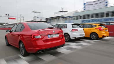 Ford Focus ST, Skoda Octavia RS, VW Golf GTI Performance, Heckansicht