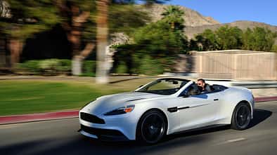 Aston Martin Vanquish Volante, Seitenansicht