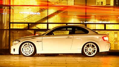 TJ-BMW 1er Coupé V10 SMG, Seitenansicht