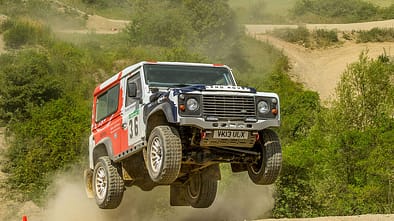 Land Rover Bowler Rallye Defender