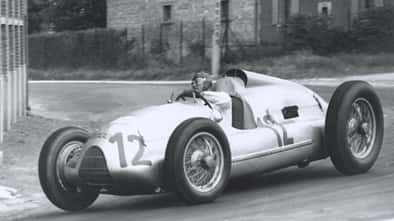 Rennreifen der 30er Jahre, Auto Union Typ D
