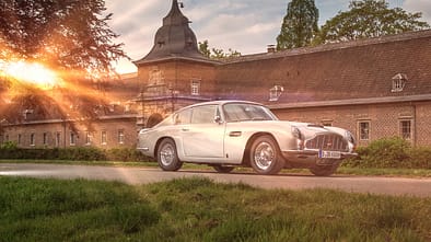 Aston Martin DB6, Seitenansicht