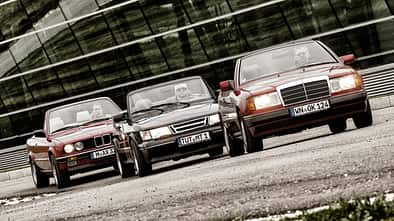BMW 325i, Mercedes 300 CE-24, Saab 900, Frontansicht